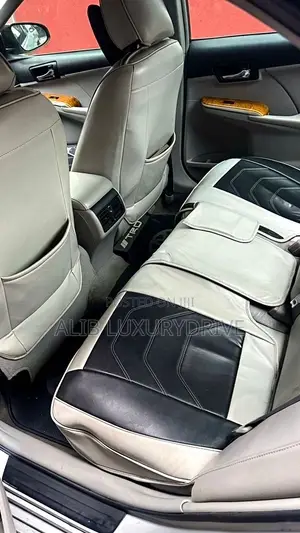 Toyota Camry 2012 Silver
