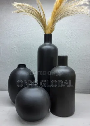 Set of 4 Flower Vases