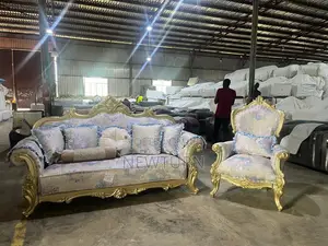 Sabon Royal Sofa Set Mai Zama Bakwai - An Yi Shi a Turkiyya
