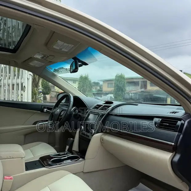 2013 Toyota Camry XLE V6 Sedan - Wadda Aka Shigo Da Ita - 1