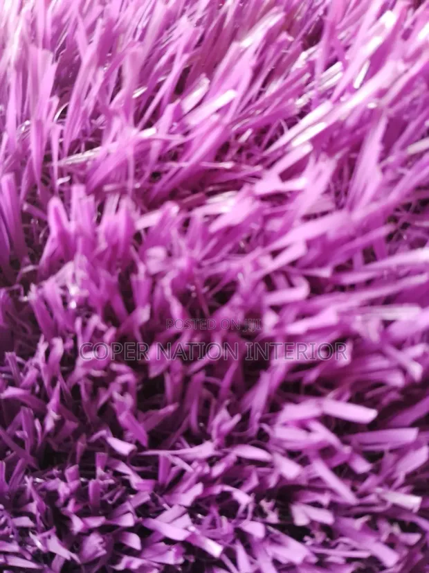 High Quality Artificial Grass - Various Sizes & Colors - 1