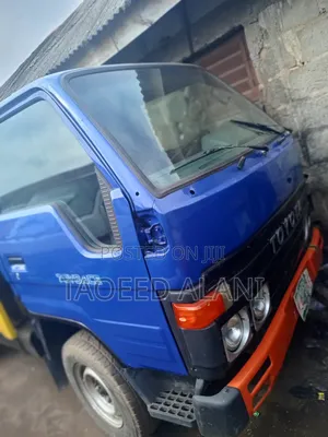 Toyota Dyna 150 Truck (2001) - Petrol