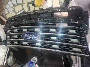 Ford Explorer Front Grill (2015-2018)
