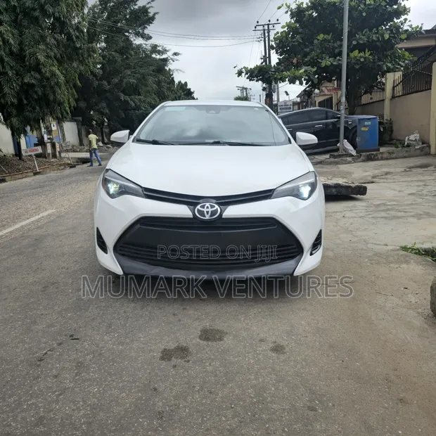 2018 Toyota Corolla LE (1.8L) - Foreign Used - 1