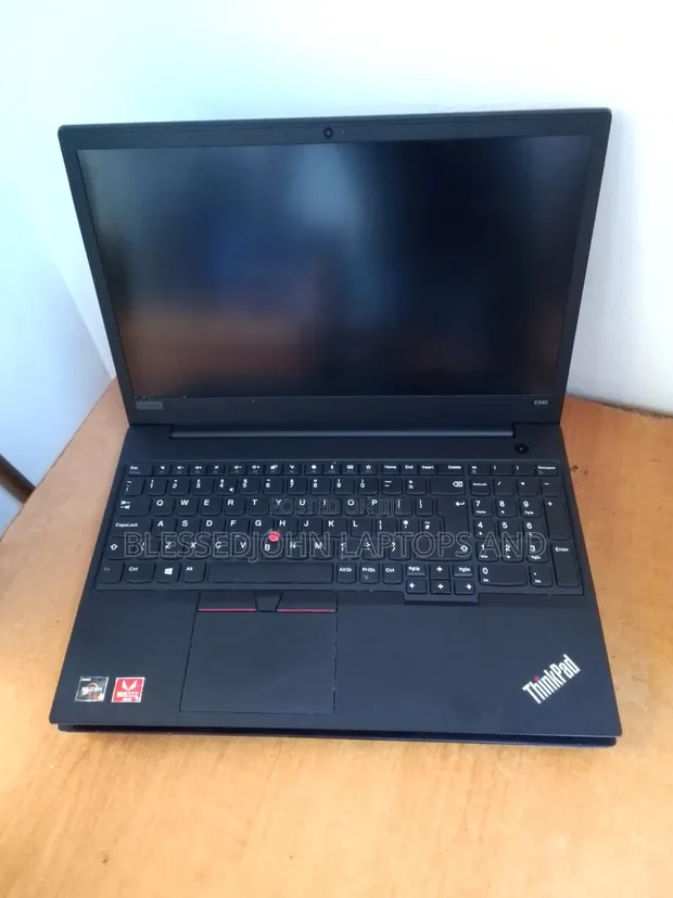 Lenovo ThinkPad E585 Laptop: Ryzen 5, 8GB RAM, 256GB SSD - 1