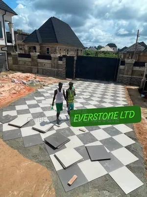 40x40cm Compound Floor Tiles (Glossy Ceramic)