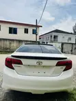 Toyota Camry SE 2.5L Farar 2012 - 4