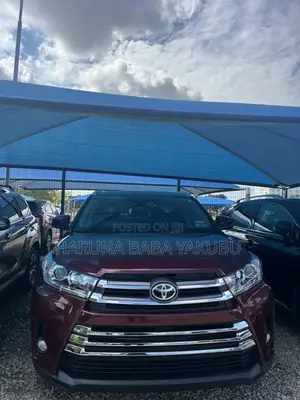 2018 Toyota Highlander Limited 4x2 V6 SUV