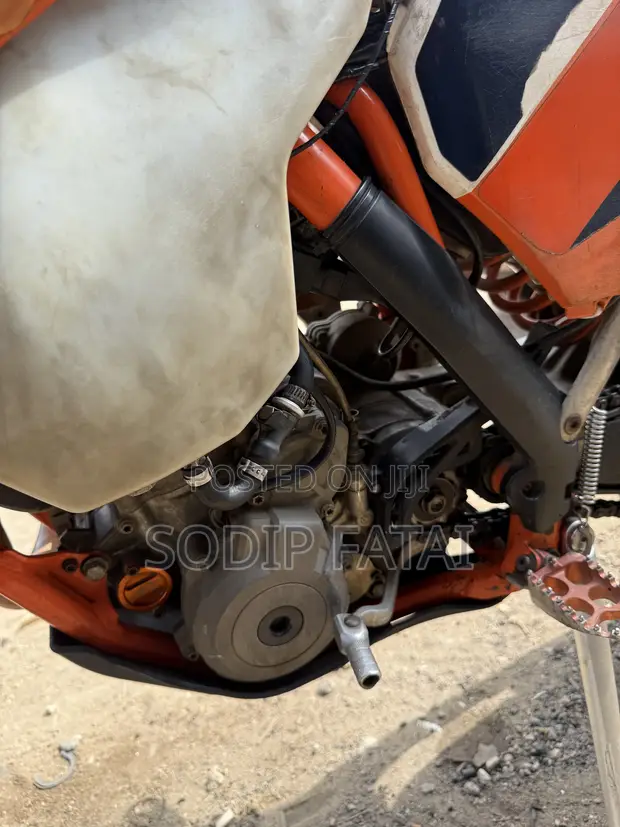 2016 KTM 350cc Sport Bike - 1