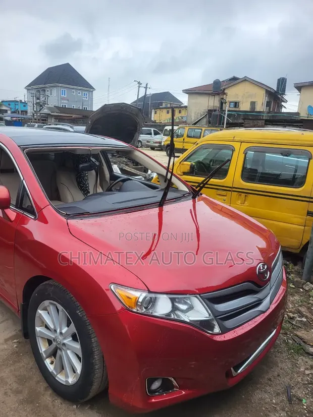 Gilashin Windscreen na Toyota Venza 2013 - Akwai kuma an Saka - 1