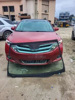 Gilashin Windscreen na Toyota Venza 2013 - Akwai kuma an Saka