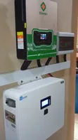 Sana'ar Shigar Solar Panel da Inverter a Benin City - 2