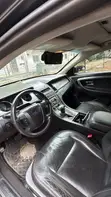 2011 Ford Taurus Black - 3