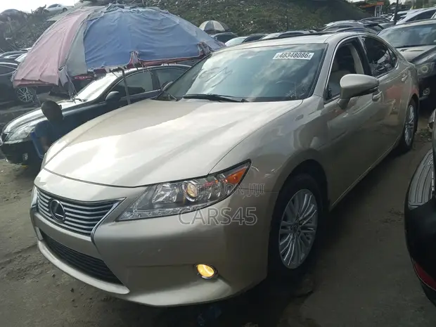 Lexus ES 2014 Gold - 1