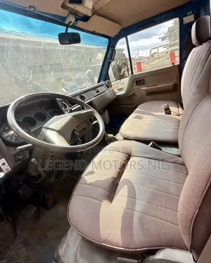 Toyota Dyna 300 Tipper Dizal