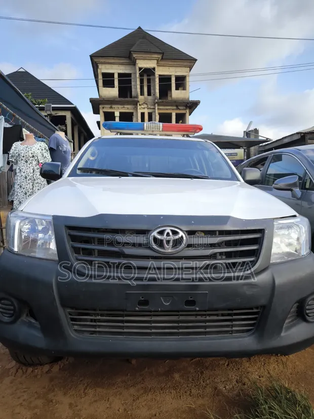 Toyota Hilux 2.7 VVT-i 4x4 SRX Pickup 2009 - 1