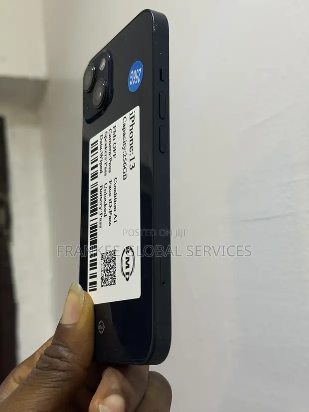 Apple iPhone 13 256GB Baki (Amfani da shi a UK) - 1