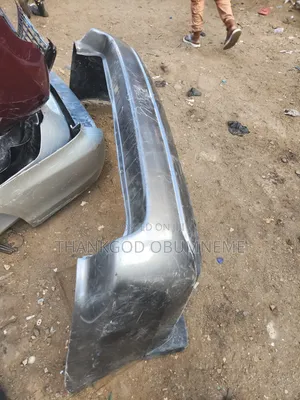 Bumper Toyota Sienna Na Waje (2004-2008)