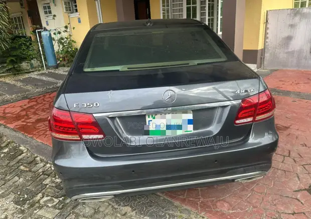 Mercedes-Benz E350 2010 Grey - 1