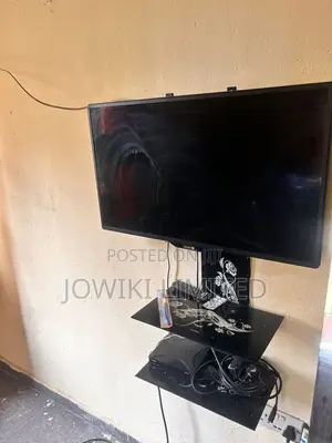 Scanfrost 32 Inch TV
