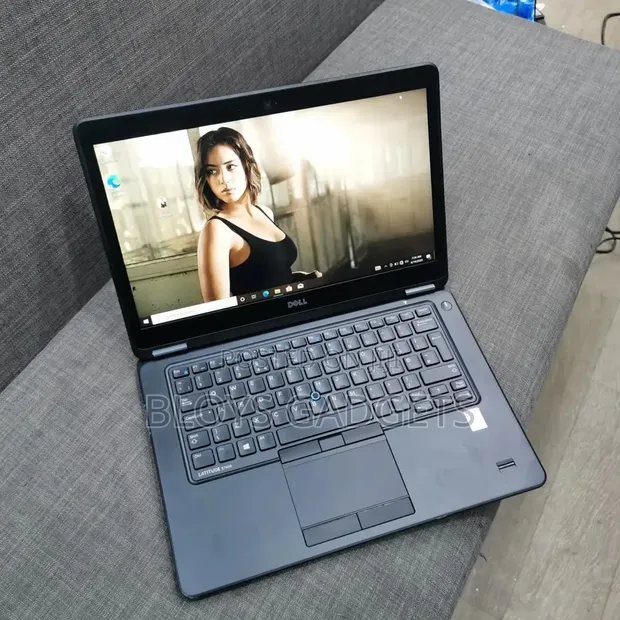 Dell Latitude E7450 Laptop - Core i5, 8GB RAM, 500GB HDD - 1