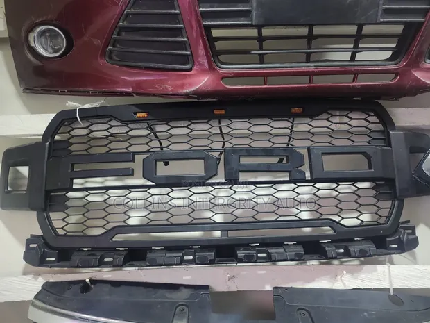Gurin Gaba na Ford F-150 Raptor (2018-2019) - 1