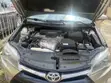2016 Toyota Camry SE Sedan - Gold - 4