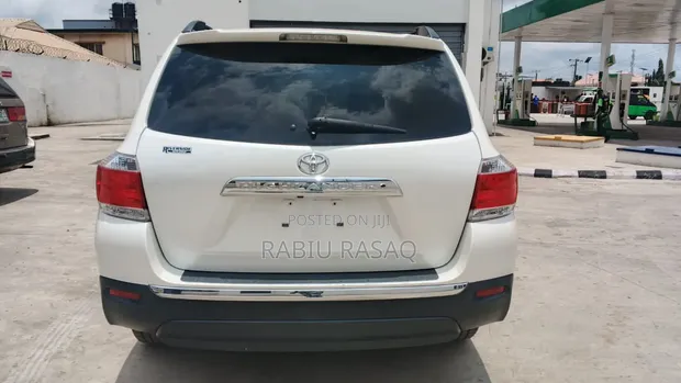 2013 Toyota Highlander White - 1