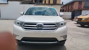 2013 Toyota Highlander White