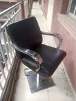 Executive Barber Salon Chair - An Kuma Amfani Da Ita Kasashen Waje - 3