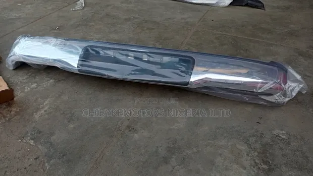 Bumper Na Baya Na Toyota Hilux 2008-2012 - 1