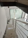 Shops Masu Fuskantar Hanyar Lekki Ajah - 5