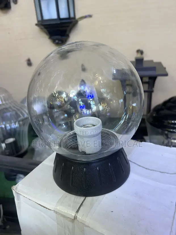 Fence/Pillar Light - E27 Bulb Compatible - 1