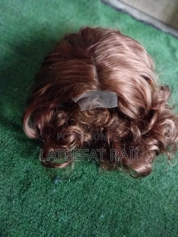 Bounce Wig - Curly/Wavy Human Hair - 1