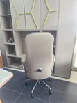 Luxury Swivel Boss Chair tare da Lumbar Support & Padded Armrest - 2
