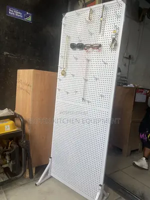 Showcase Necklace - Retail Display Unit