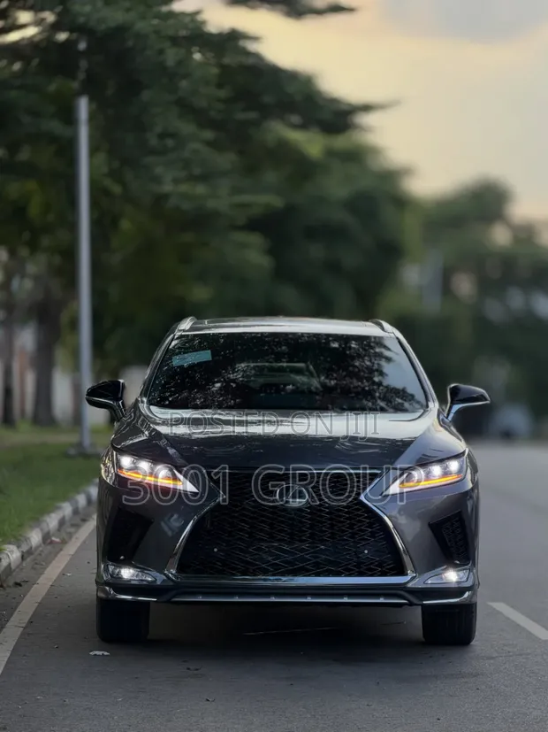 Lexus RX350 2022 Beige - 1