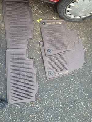 Brown Genuine Lexus Floor Mats (Used)