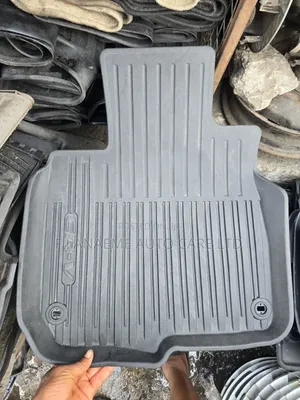 Honda CR-V 2020 Rubber Floor Mats (Used)