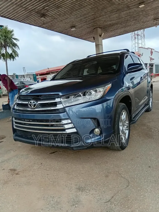 2015 Toyota Highlander Limited Platinum SUV AWD - 1