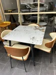 Square Marble Top Dining Set tare da 4 Luxury Leather Chairs - 2