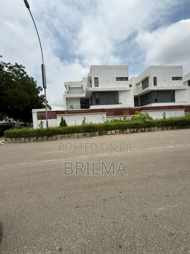 5-Bedroom Duplex da BQ don Sawa a Maitama, Abuja - 1