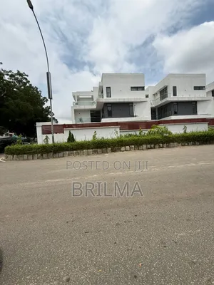 5-Bedroom Duplex da BQ don Sawa a Maitama, Abuja