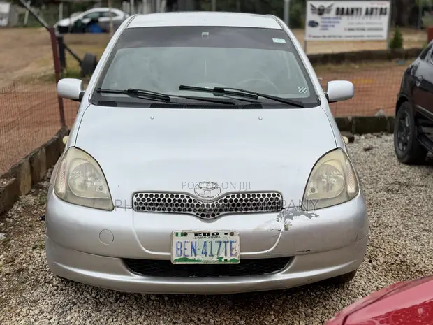 2006 Toyota Yaris Hatchback - 1