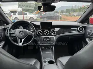 2015 Mercedes-Benz CLA 250 Sedan - Direct Belgium