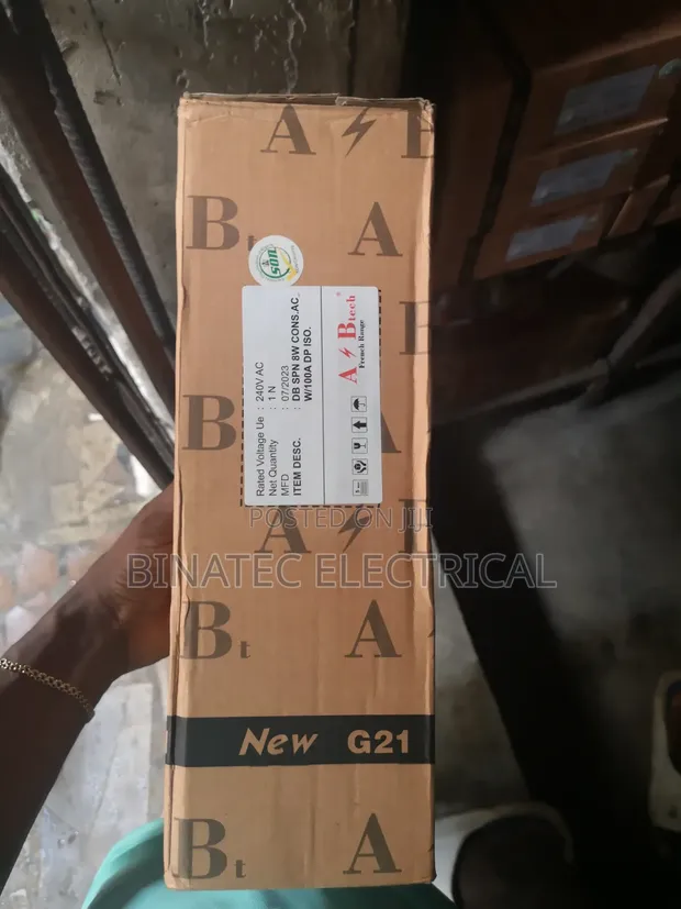 A&BT Single Phase Distribution Board D6 - 1