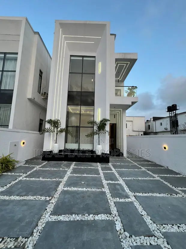 5 Bedroom Duplex with Pool & BQ in Ajah - 1