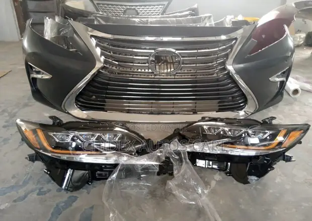Cikakken Fefur da Fitilun Gaba na Lexus ES350 2018 - 1