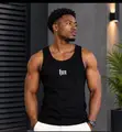 Tank Top Mai Muhimmanci Ga Maza - 2