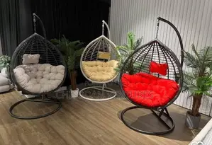Comfortable Garden Swinging Chair